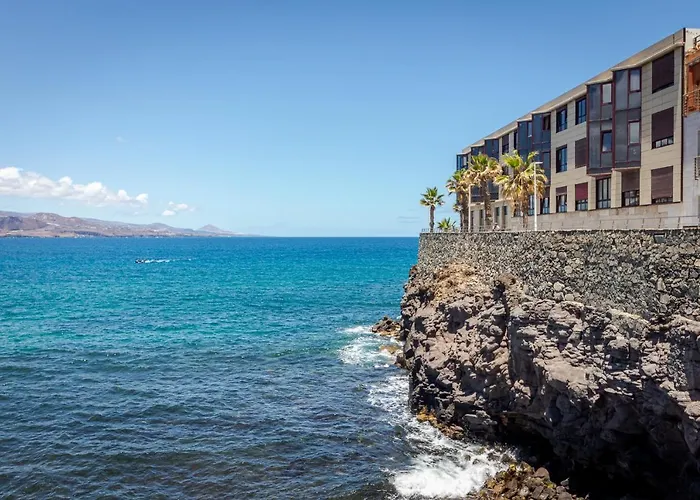 Cliff Suite Las Canteras